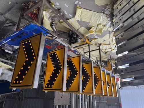 张家口标识标牌按功能可分为哪些类型 不同类型适用什么场景